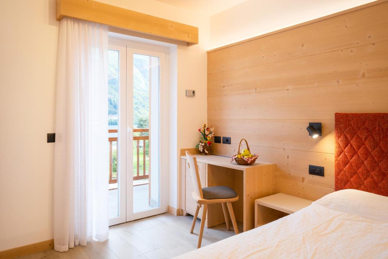 Hotel Zurigo Molveno Eksteriør bilde